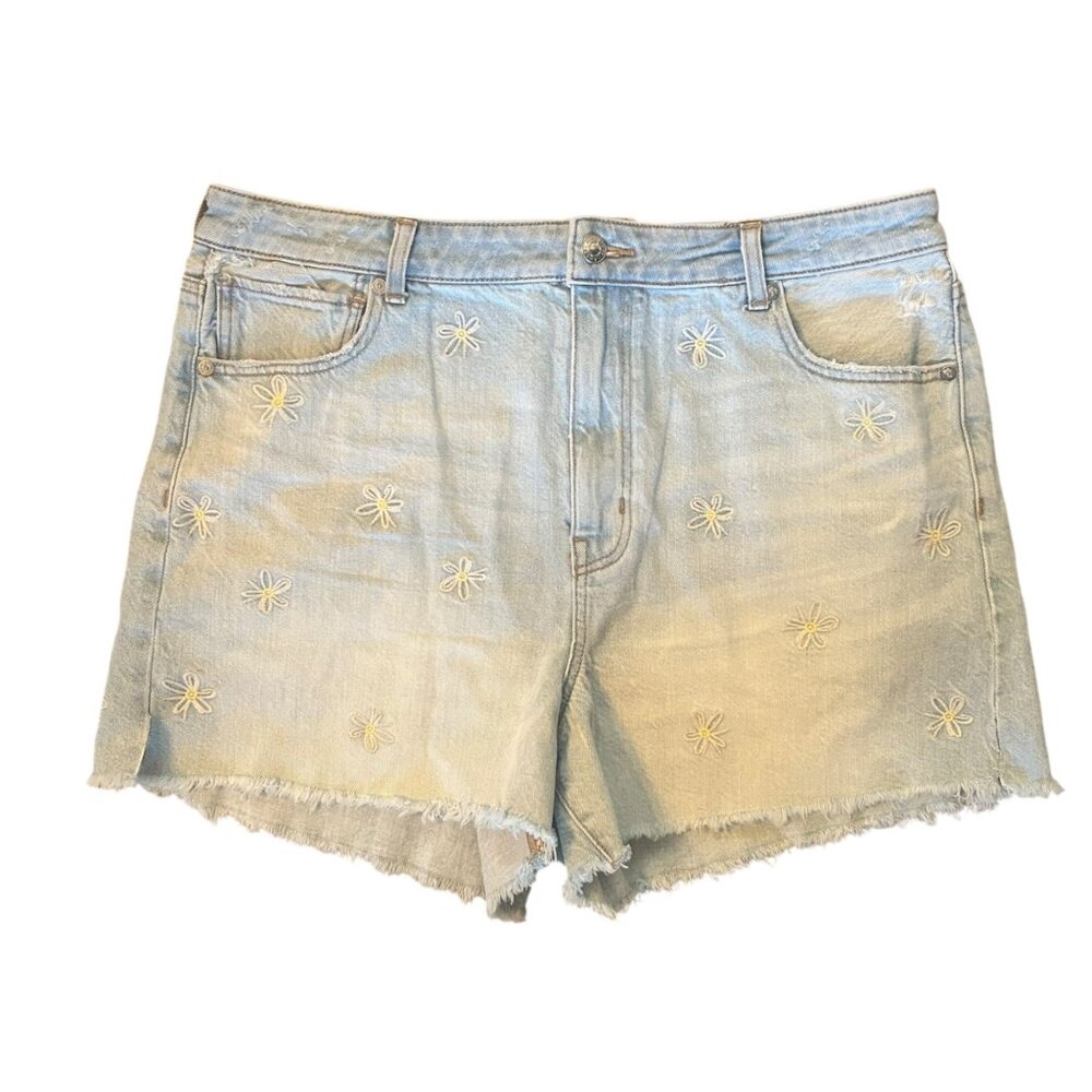 American Eagle Daisy Embroidered Frayed Hem Denim Mom Shorts 16